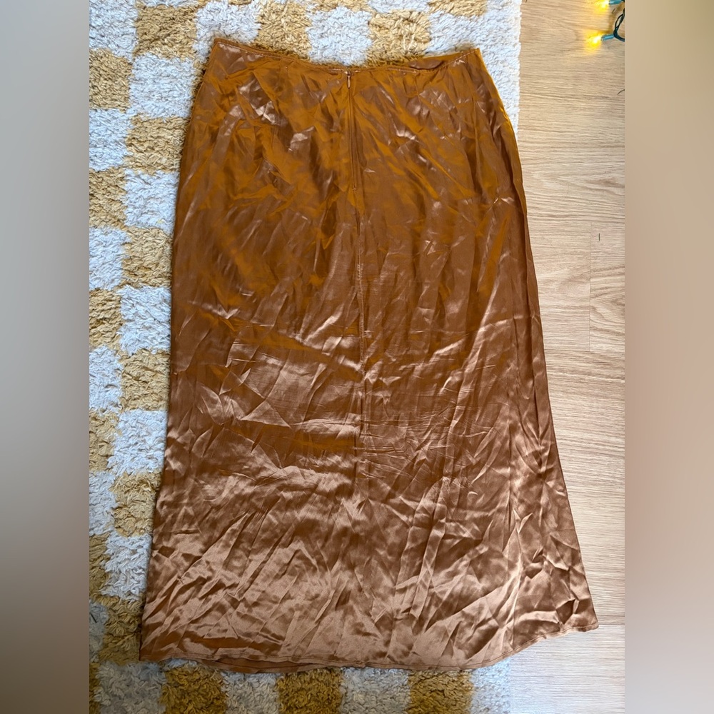 Reformation Ember Silk Midi Skirt in Butterscotch gold - Picture 9 of 11